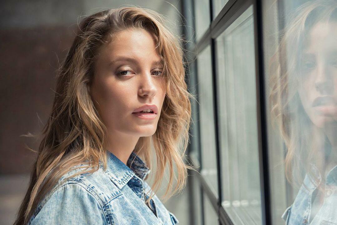 Serenay Sarikaya fortuin onthuld 