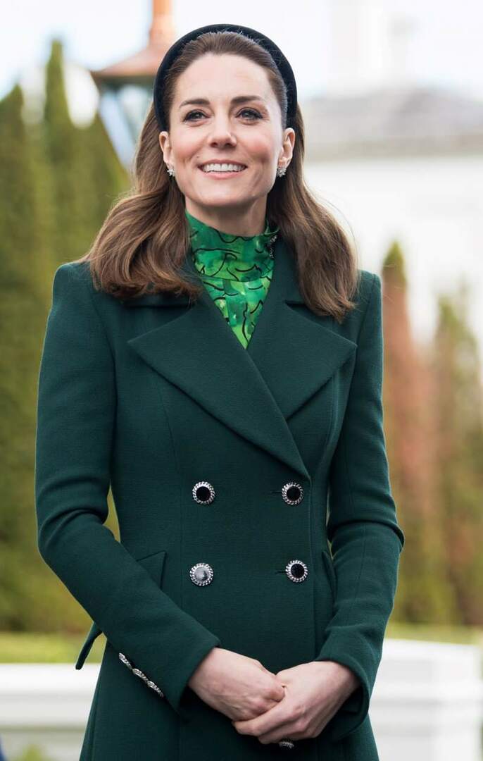 Kate Middleton heeft in 2020 £ 94.000 uitgegeven aan outfits!