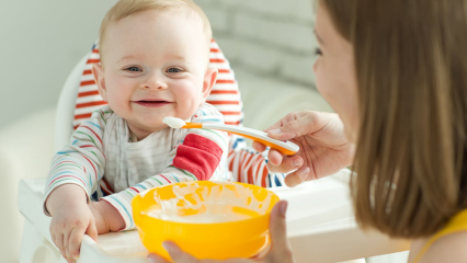 Gemakkelijke recepten voor babyvoeding voor baby's thuis! 