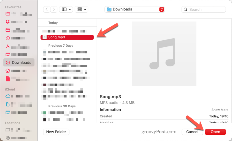 Een nummer selecteren om te uploaden naar een Apple Music-verzameling